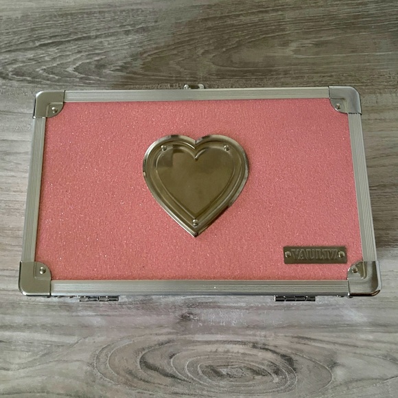 Vaultz Pink Glitter Lock and Key Pencil Box - Picture 1 of 11